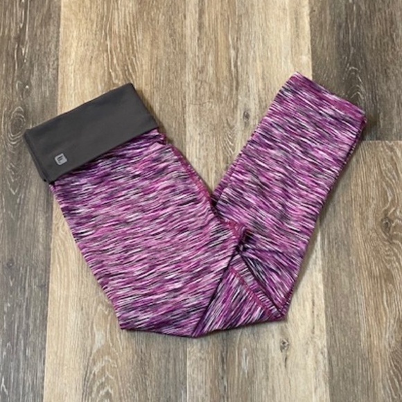 FABLETICS Salar Capri Space Dye Fold Over Pants Sm - Picture 2 of 5